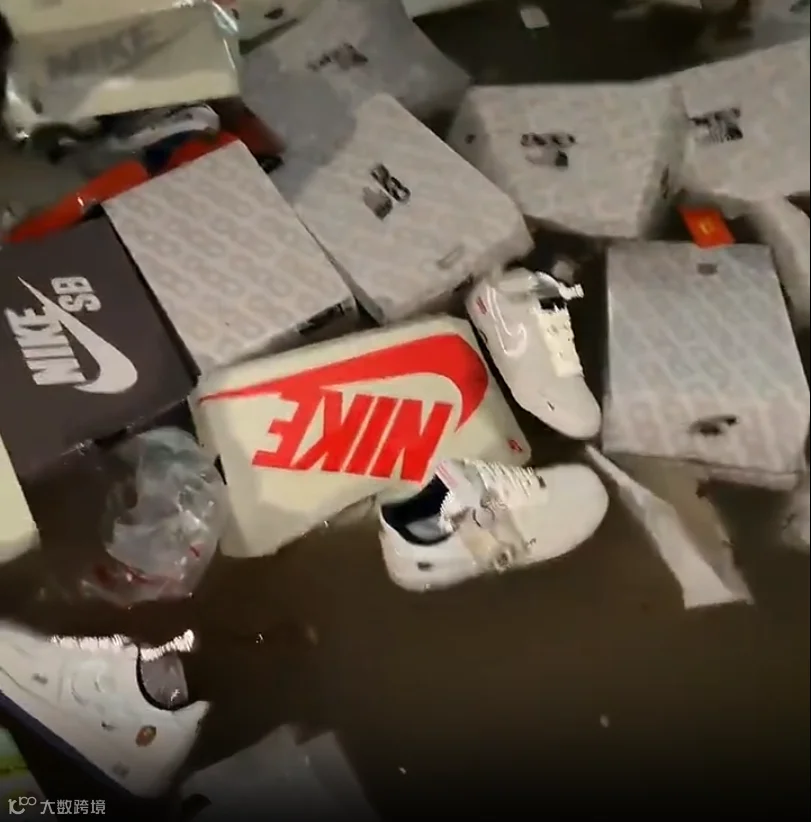65d56d0e8881e4e1e41eb0390c450552.png