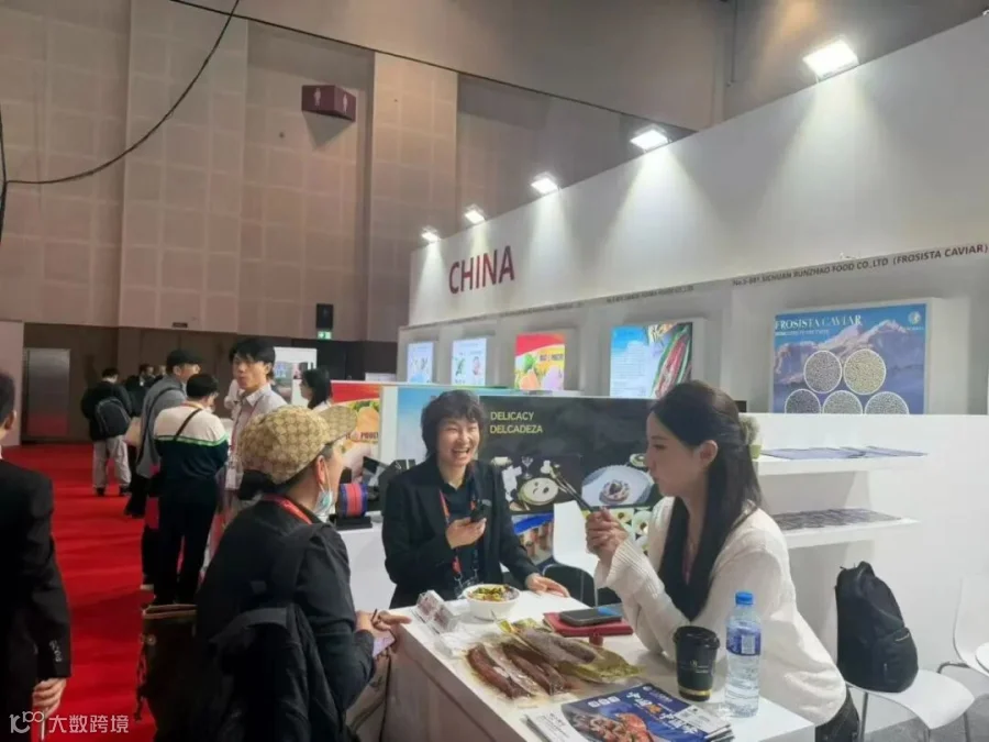 展会现场.jpg
