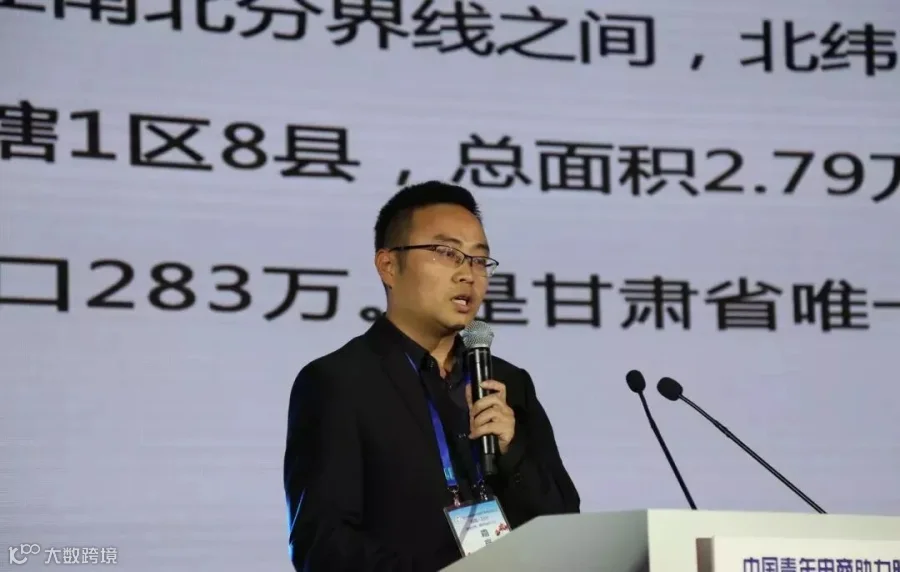 https://image.ipaiban.com/upload-ueditor-image-20171216-1513430900544077821.jpg