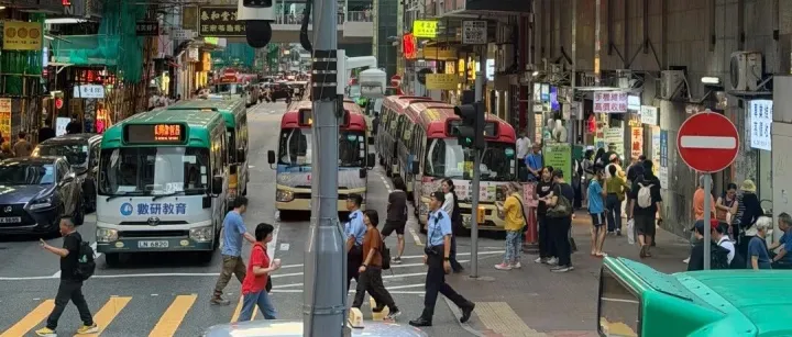 这届年轻人，开始用香港保险富养自己