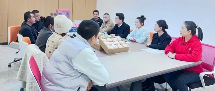庆阳市电子商务协会【爱在庆阳·赠礼学子】活动成功举办