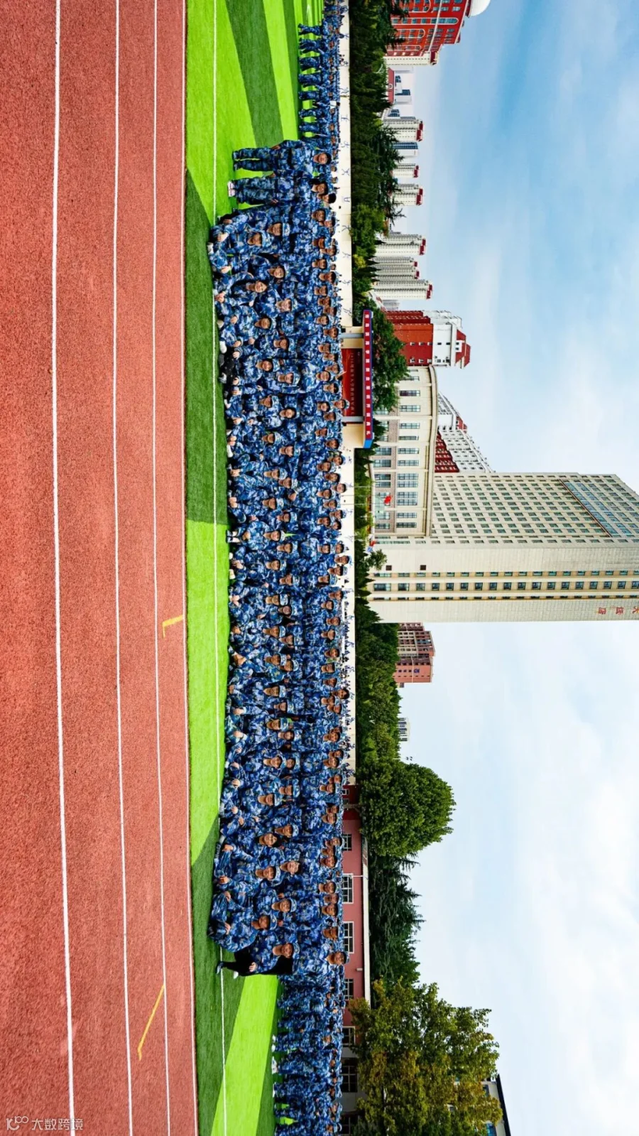 吴盛恒 12连1.jpg