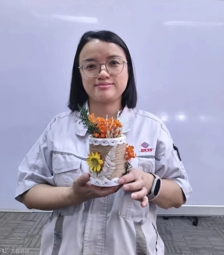 蒋斌蓉.jpg