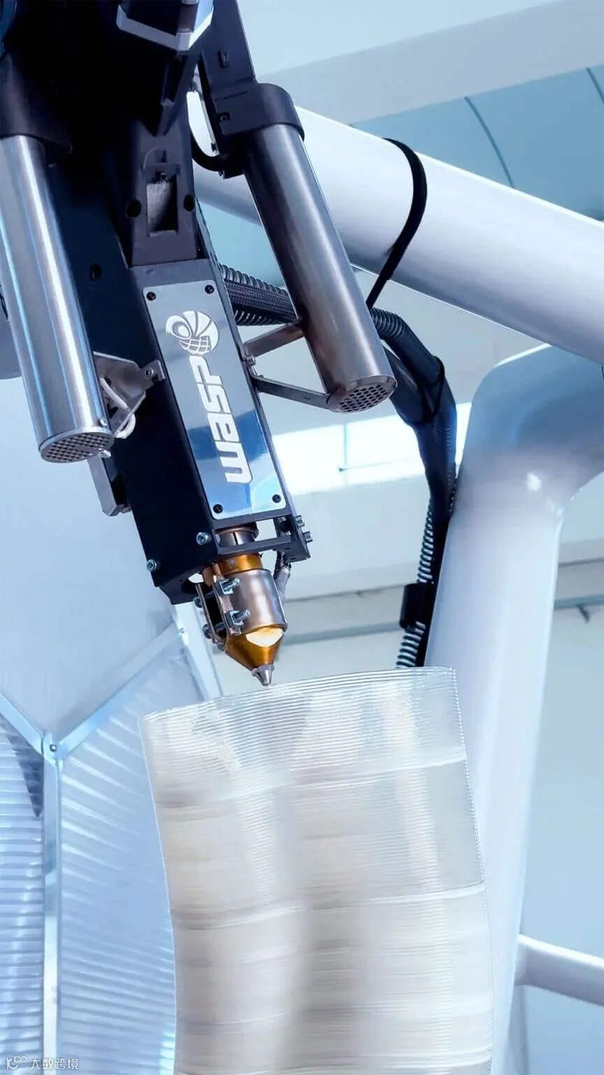 Robotic 3D Printing System Reuses Shredded Plastic Waste