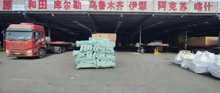 郑州物流专线推荐 郑州到乌鲁木齐物流专线-郑州和盈物流