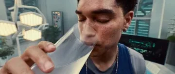 “多喝水”是门生意的话，他卖了上亿美元