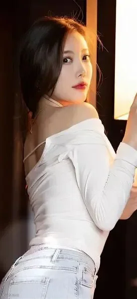 性感女子 的图像结果