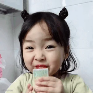 好喝,一级棒 - 权律二动图表情包_权律二_动图_gif_萌萌哒表情