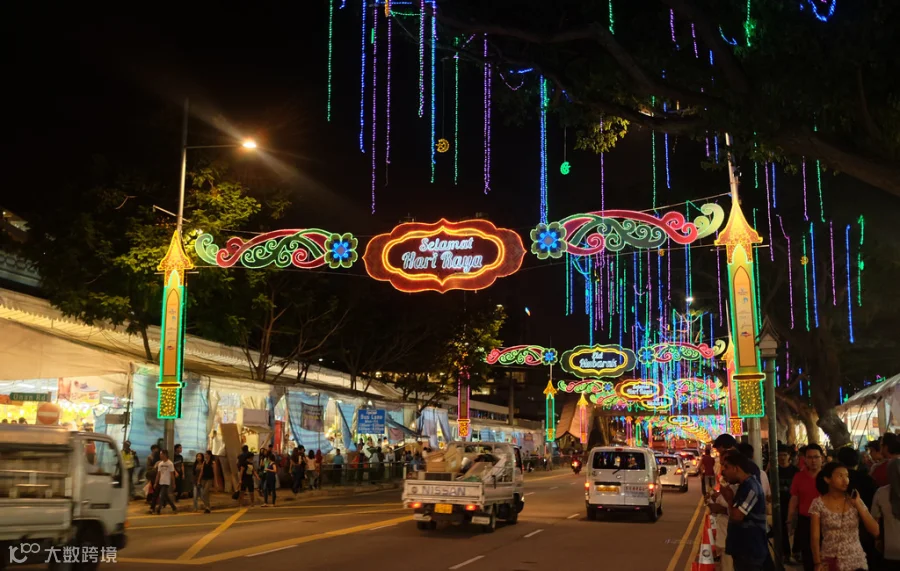 geylang serai bazaar night market
