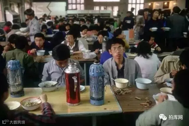 这些刻着年轮的老照片,张张都有你我曾经的回忆……
