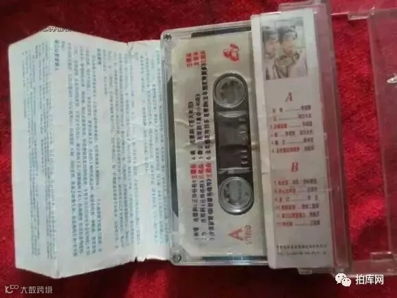 这些刻着年轮的老照片,张张都有你我曾经的回忆……