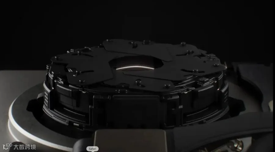 iPhone 18 Pro Has Apple's Fastest Lens Yet Thanks to Variable Aperture | PetaPixel