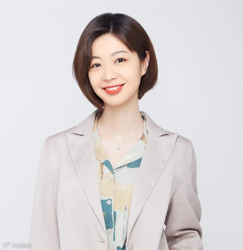 王亚宁.jpg