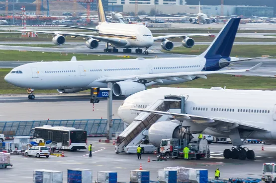 突发！美国宣布全部停飞，跨境人旺季怎么破？