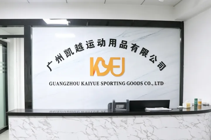 从生产到品控，广州凯越厂家如何打造专业滑雪眼镜