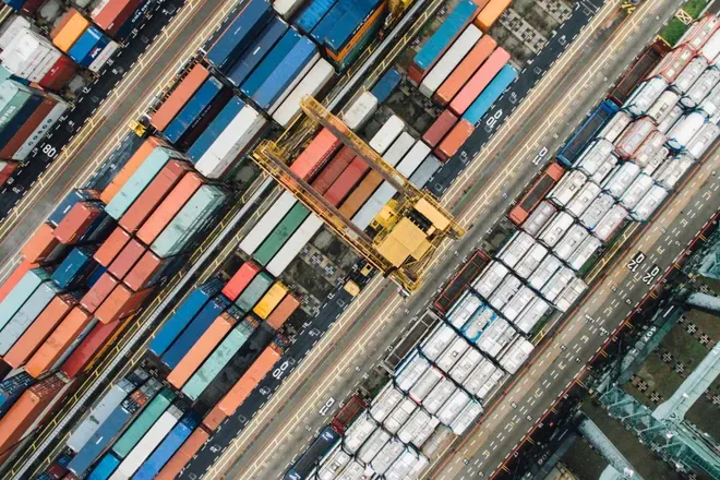 DDP（DeliveredDutyPaid）完税后交货