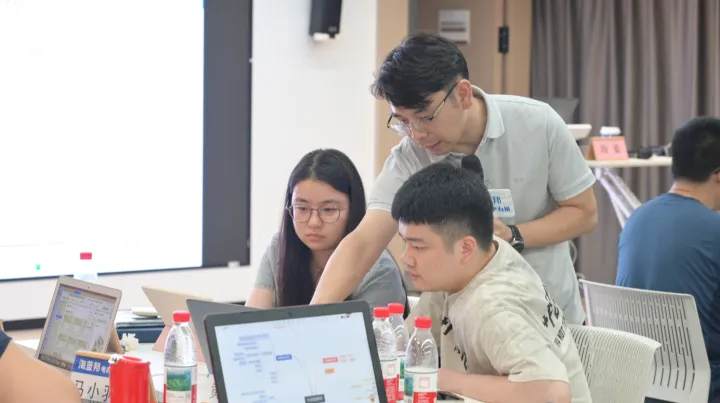 电商培训怎么选适合找机构还是自学？