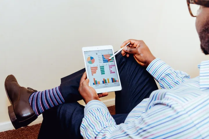 2025独立站全攻略：从0搭建到流量破局，工具对比+平台优劣势一次说清！