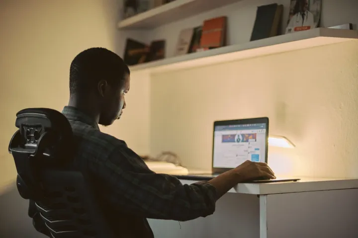 2025独立站实战指南：建站引流全链路拆解