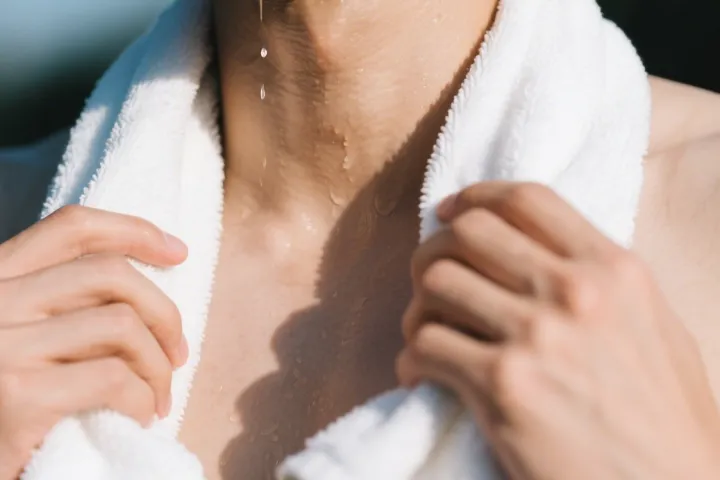 西地那非需要換成他達(dá)拉非嗎？?jī)煞N藥物的差異與選擇邏輯大揭秘