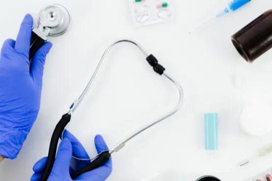 破解医疗设备采购难题：全方位供应商评估方法论