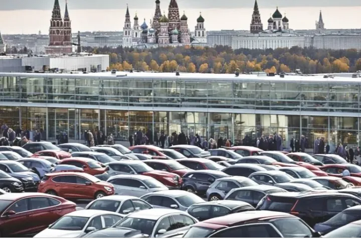 大幅加税，出口暴降58%，对俄贸易格局生变 | 跨境焦点