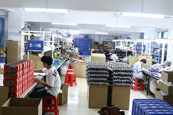 战术射击眼镜厂家怎么选？广州凯越运动用品有限公司深度推荐