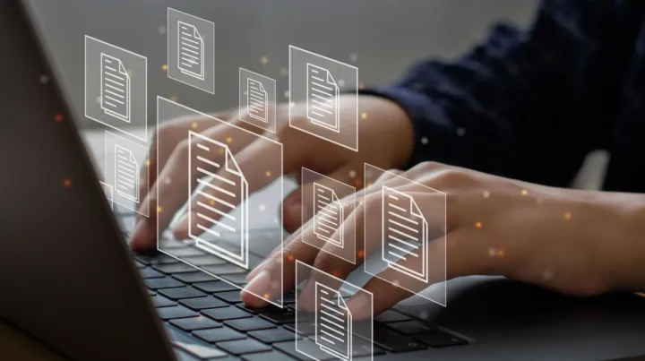 外贸私域 CRM 系统怎么选？为什么富通天下是外贸企业首选