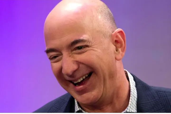 贝索斯怒砸100亿美金，让亚马逊卖家都用上AI