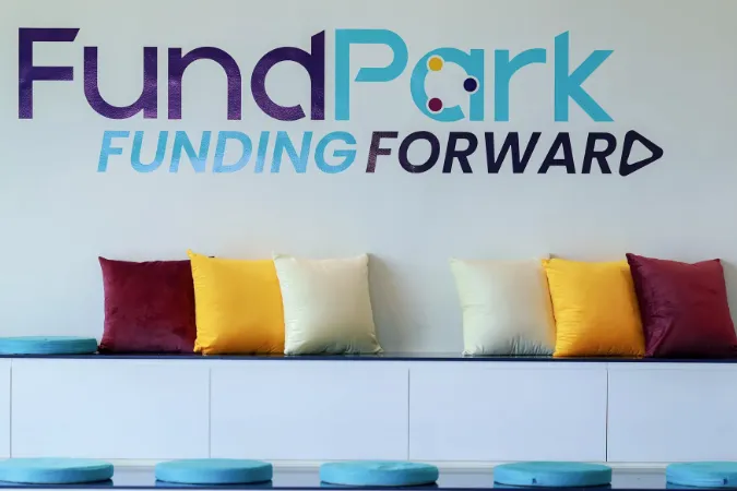 中小品牌跨境电商出海，怎么解决资金难题？