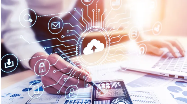 外贸管理软件怎么选？外贸企业采购决策的核心标准与避坑指南