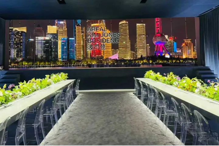 上海高端活动桌椅物料租赁“找哪家”攻略来了！