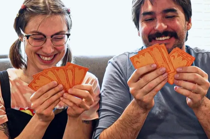 30天卖出900万人民币，这款“不太礼貌”的桌游产品为何在TikTok美区爆火？