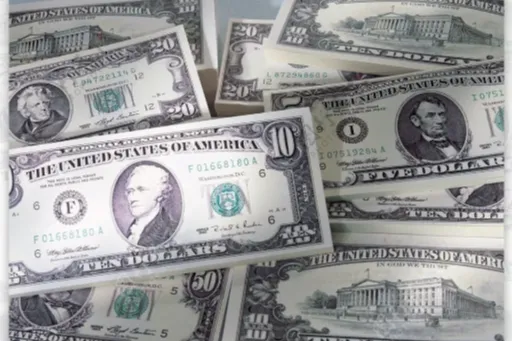 100美元可以兑多少人民币？