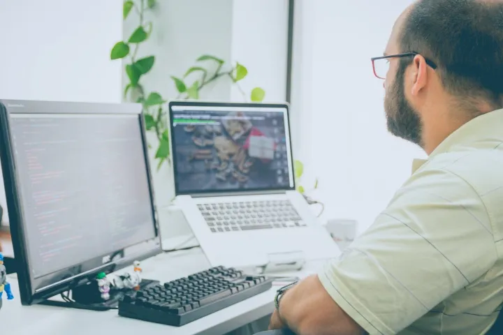 独立站终极指南：定义解析、核心优势与平台电商的破局差异