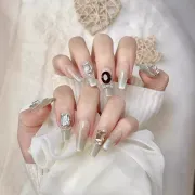 东海县露晞<em>美</em><em>妆</em>有限公司