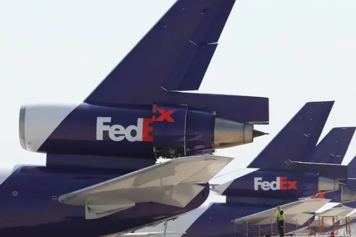 FedEx突然调整燃油附加费！跨境卖家发货成本又要涨了？