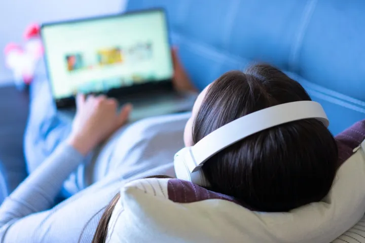   逃离平台“成本沼泽”：独立站用户资产复利实战指南