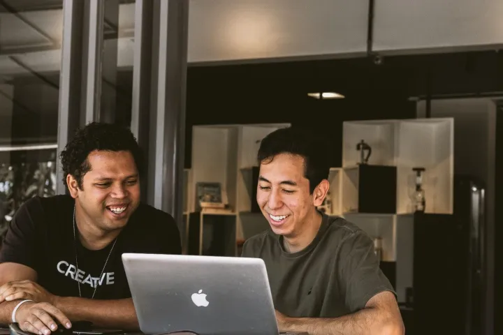 2025独立站谷歌SEO+广告实战指南：从建站到盈利的7步核心策略