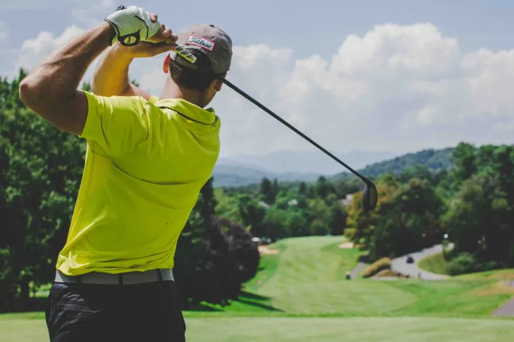 出海观察|全球高尔夫设备市场分析及趋势预测