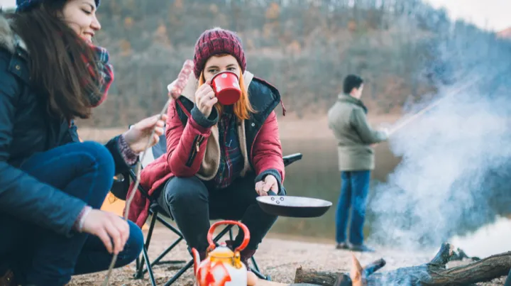 30天爆卖12万件，老外爱上秋冬露营，小众品类正值爆单季 | 爆品洞察