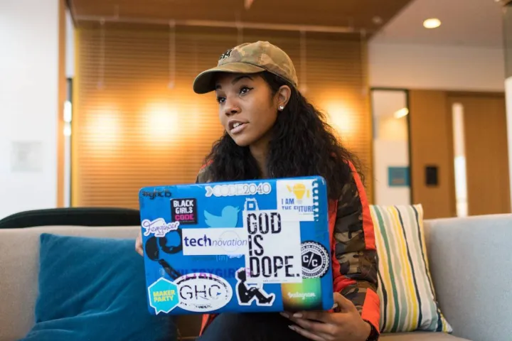 为什么越来越多企业选择独立建站？深度解析