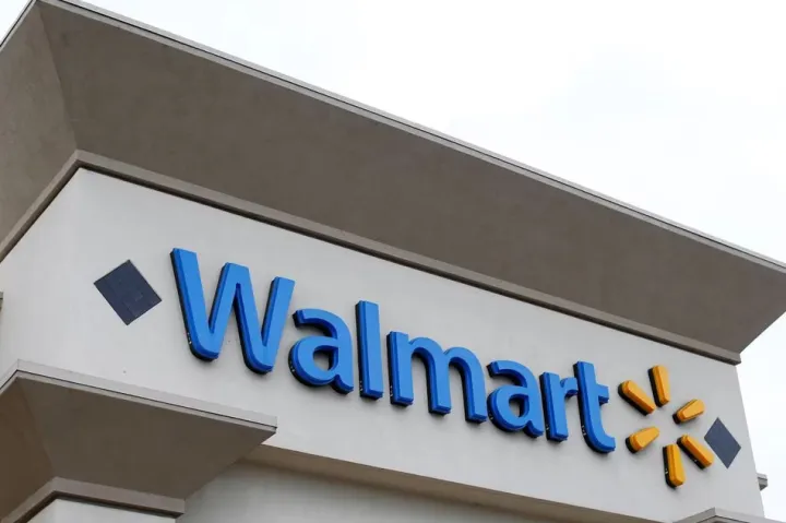 沃尔玛和亚马逊的营收比是多少