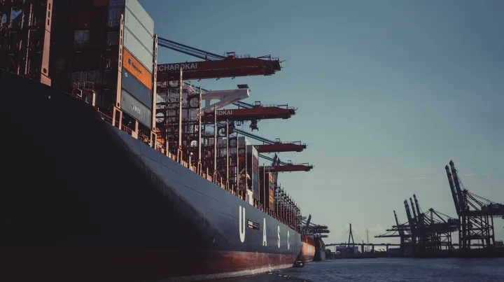 欧洲港口罢工，俄罗斯边境拥堵，跨境卖家如何突围？