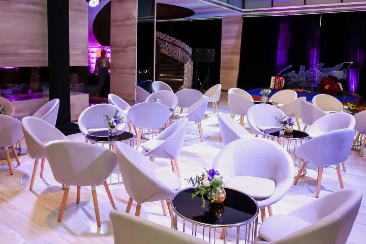 上?；顒?dòng)桌椅物料租賃公司“用戶復(fù)購率”排行