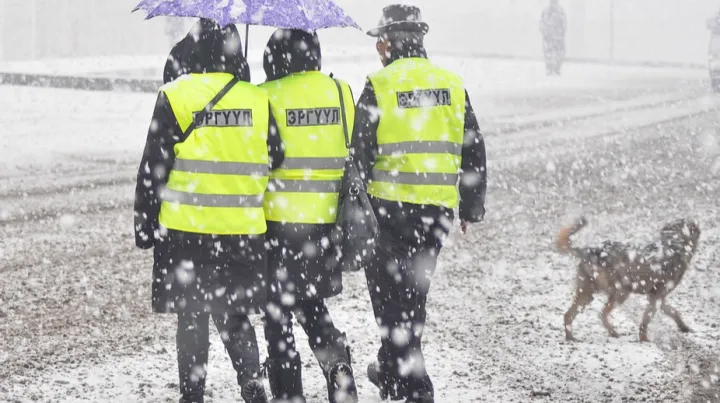 美国超1万架航班被取消，物流全面受阻！