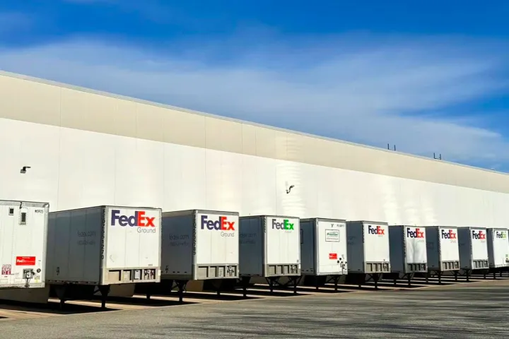 大件出海利器！海外仓让家具、健身器材等品类卖得更远、更稳 