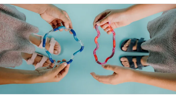 减压玩具卖出2.5亿件，成本几块钱的指尖小物如何撬动亿级市场？