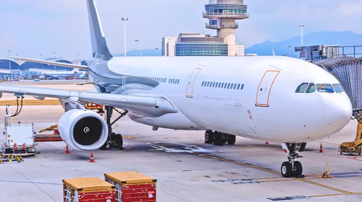 时效为王，稳赢跨境!百运网美国空派特快普货专线，5工作日提取直达无忧