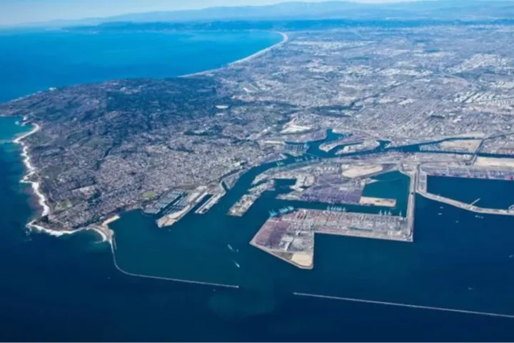 美国加税推动跨境电商向海外本土全渠道零售转型！